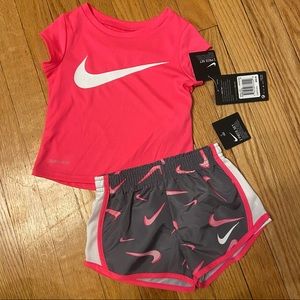 NWT Nike girls set